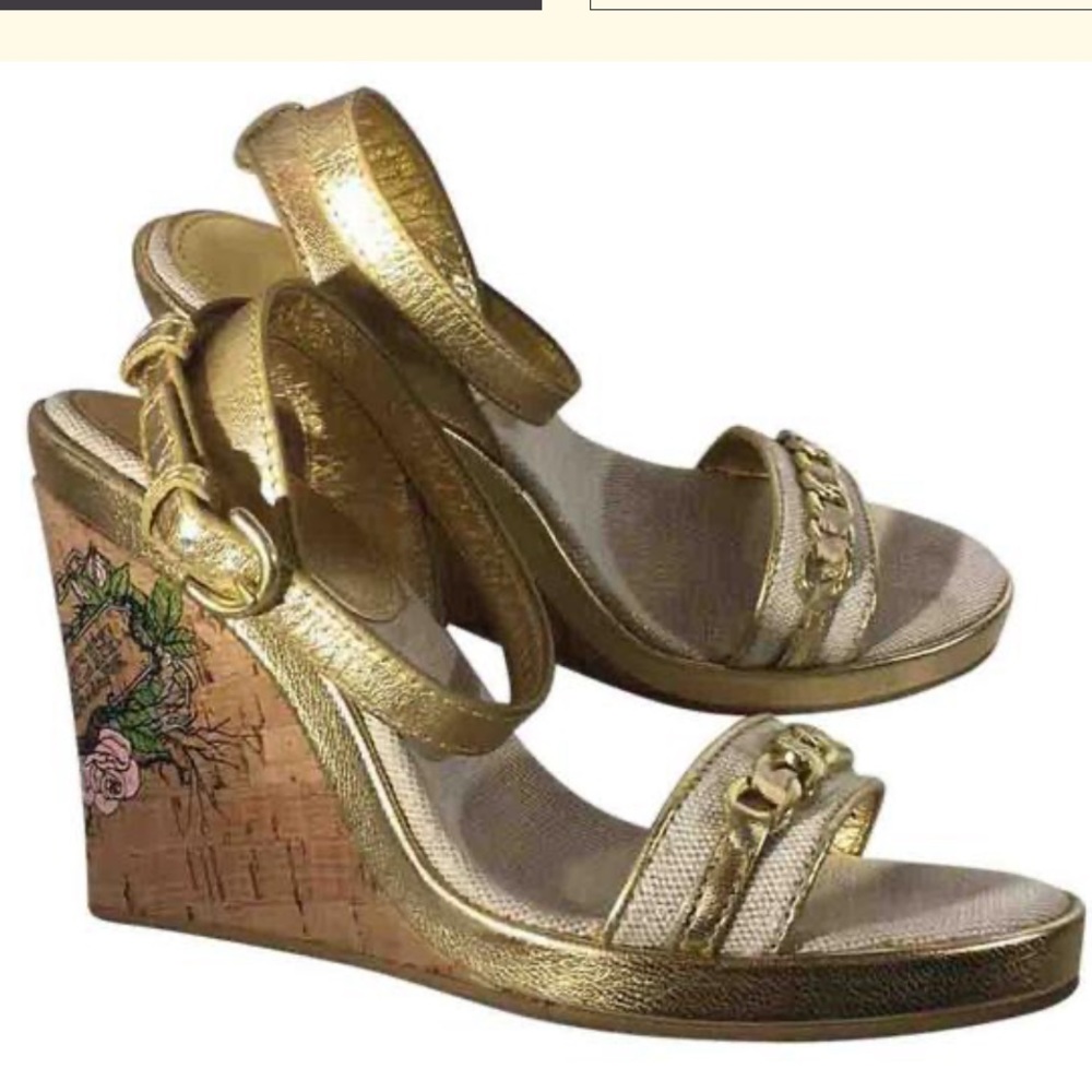 Authentic Coach Women’s Sandals 🌺